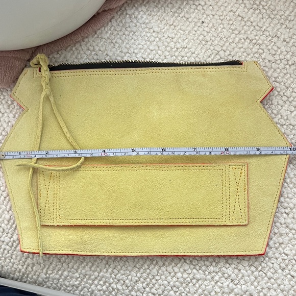 Madeline Chadwick Yellow Wristlet Clutch - Picture 6 of 7